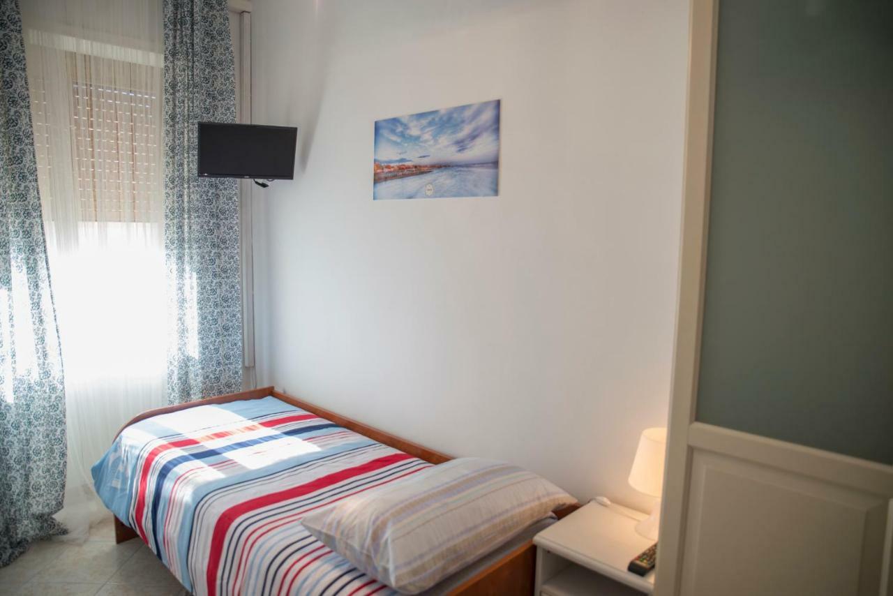 B&B Calypso Ostie Extérieur photo